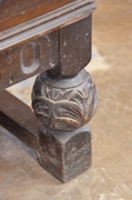 Bureau leg